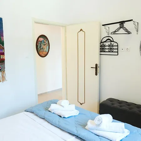 Anemoessa Mansion Apartmán