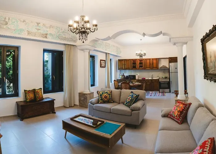 Anemoessa Mansion Apartmán *