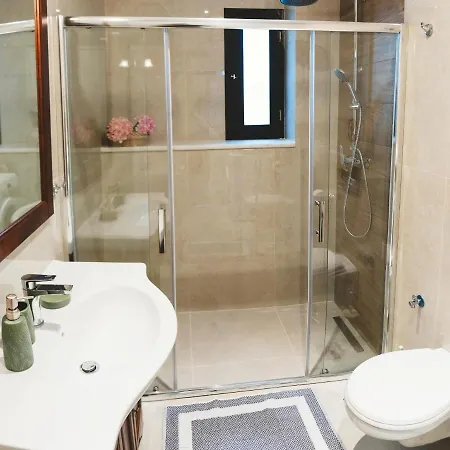 Apartament Anemoessa Mansion *